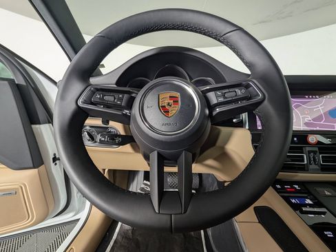 New 2026 Porsche Macan AWD/4WD image 36