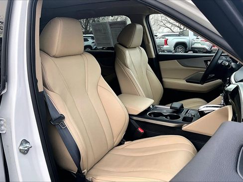 Used 2023 Acura MDX SH-AWD w/ Technology Package image 7