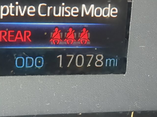 Certified 2025 Toyota Corolla Cross LE FWD image 31