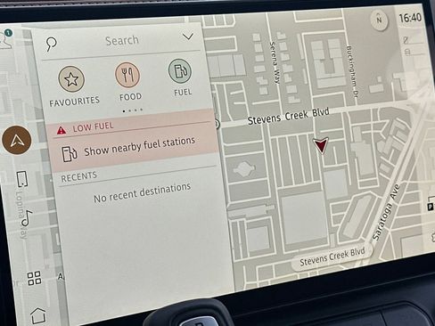 New 2026 Land Rover Defender 110 X-Dynamic SE image 19