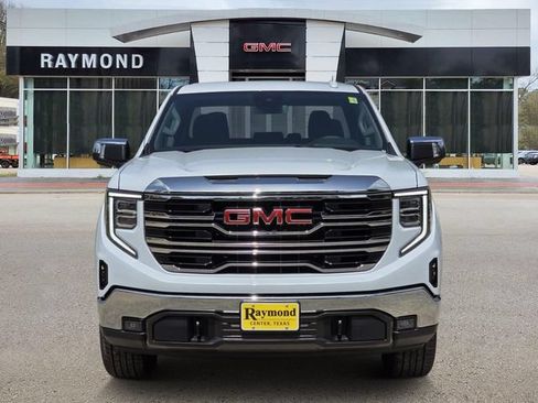 New 2026 GMC Sierra 1500 SLT AWD/4WD image 2