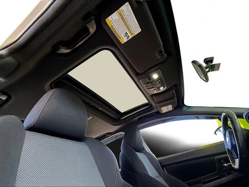 Used 2015 Subaru WRX Premium image 24