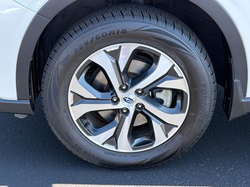 Used 2020 Subaru Outback Touring XT AWD/4WD image 9