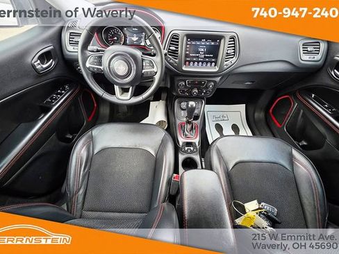 Used 2019 Jeep Compass Trailhawk image 12