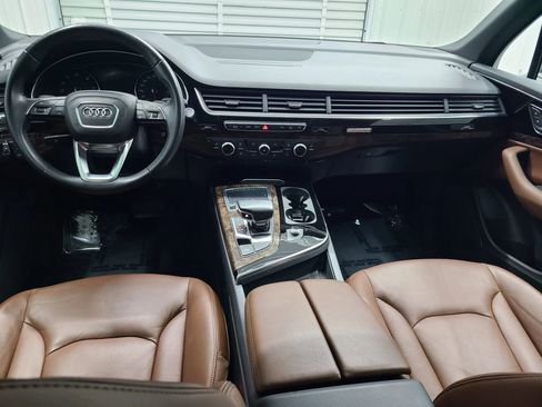 Used 2019 Audi Q7 3.0T Premium w/ Convenience Package image 2