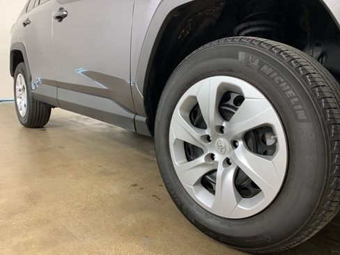 Used 2024 Toyota RAV4 LE AWD/4WD image 6