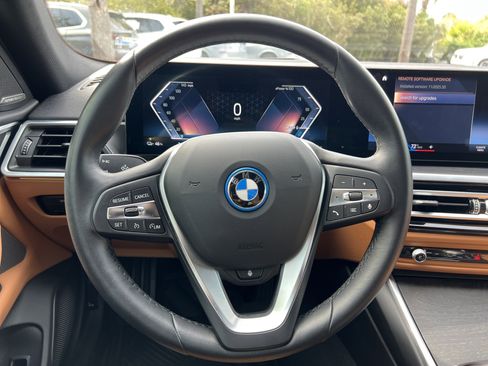 Certified 2023 BMW i4 eDrive35 w/ Premium Package image 18