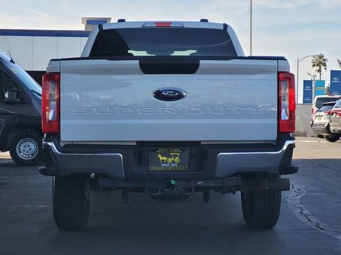 Used 2025 Ford F250 XLT image 5