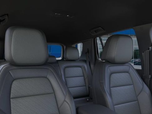 New 2027 Chevrolet Equinox LT w/ Convenience Package II FWD image 24