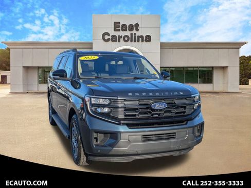 Used 2025 Ford Expedition Max Active image 1