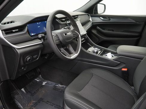 New 2026 Jeep Grand Cherokee Laredo X AWD/4WD image 16