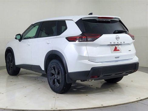 New 2026 Nissan Rogue SV w/ Cold Weather Package image 5
