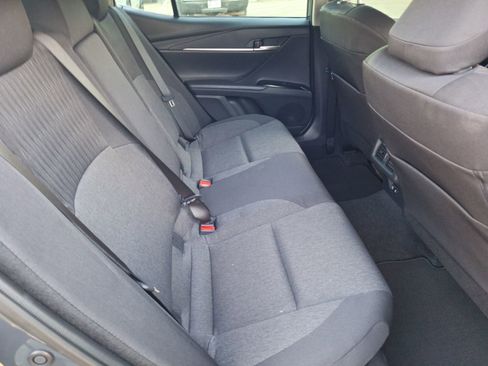 Used 2026 Toyota Camry LE w/ Convenience Package image 31