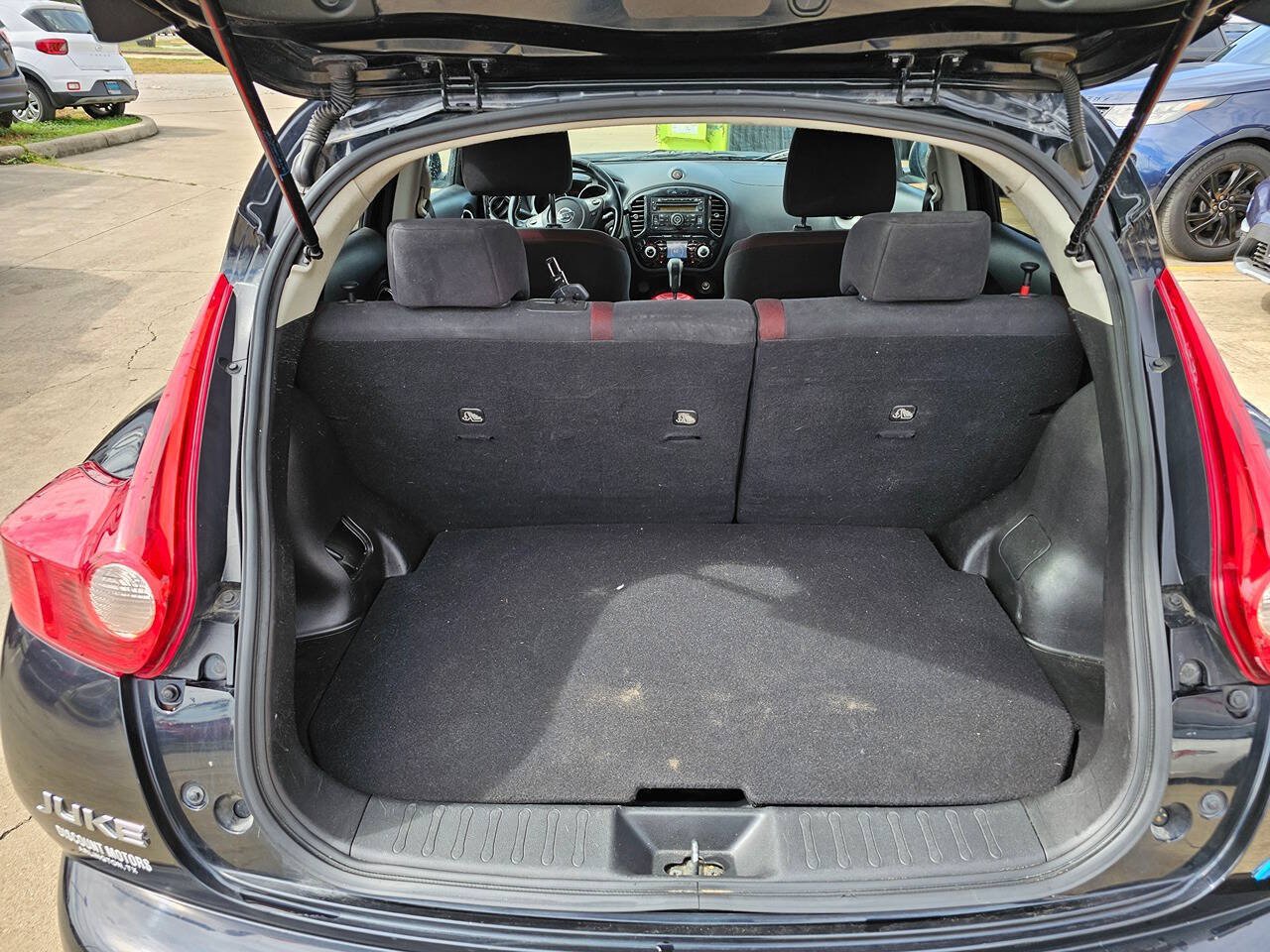Used 2014 Nissan Juke SV FWD image 8