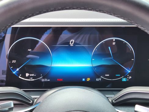 Used 2024 Mercedes-Benz GLE 350 4MATIC image 16