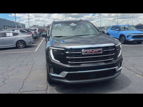 Used 2024 GMC Acadia Elevation w/ LPO, Floor Liner Package FWD image 3