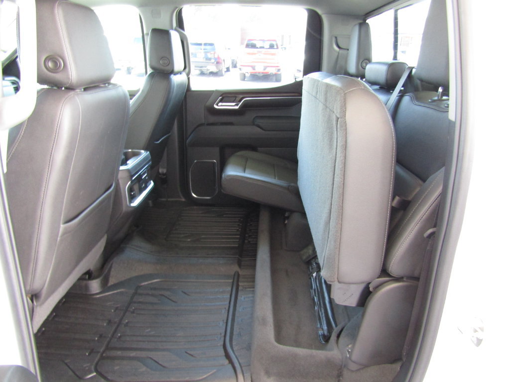 Used 2024 GMC Sierra 1500 SLT w/ SLT Premium Plus Package AWD/4WD image 41