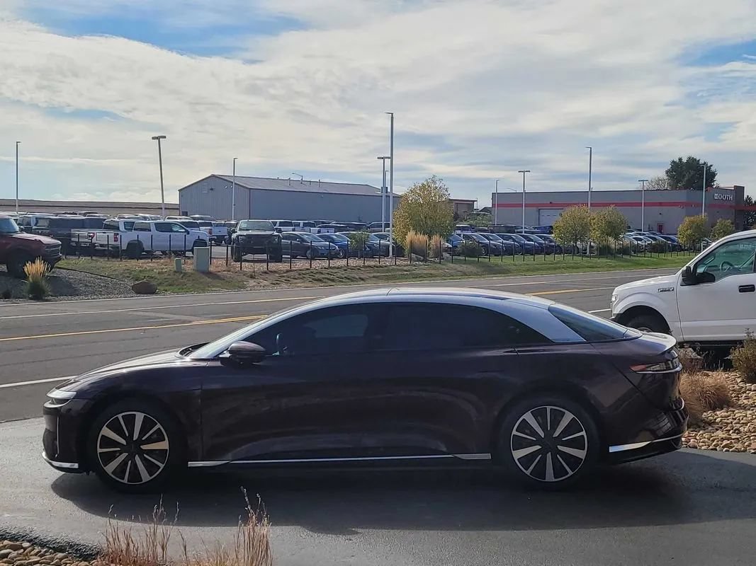 Used 2023 Lucid Air Touring AWD/4WD image 12