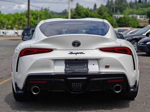Used 2020 Toyota Supra Premium w/ Driver Assist Package RWD image 7