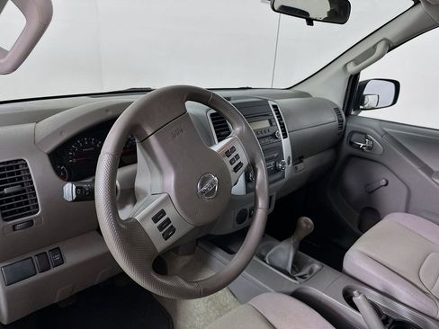 Used 2015 Nissan Frontier S w/ S Preferred Package RWD image 10