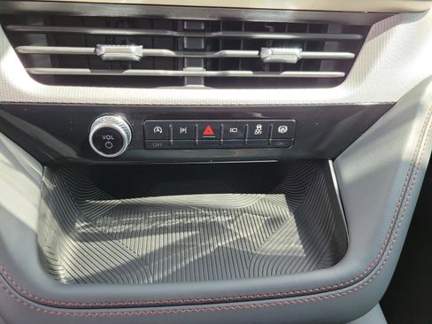 New 2026 Ford Explorer Active RWD image 28