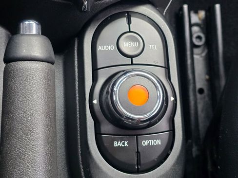 Used 2017 MINI Cooper S image 28