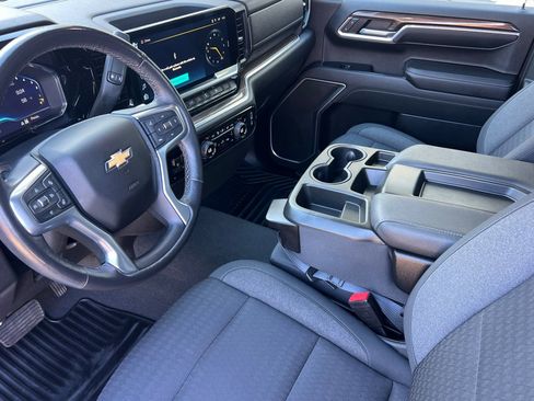 Used 2022 Chevrolet Silverado 1500 LT AWD/4WD image 10