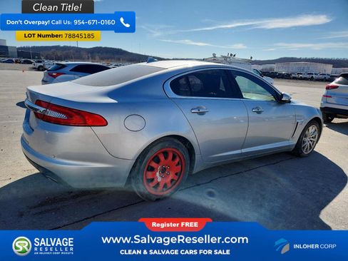 Used 2013 Jaguar XF image 4