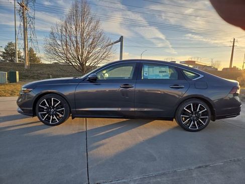 New 2025 Honda Accord Touring image 8