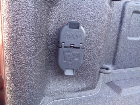 Used 2024 Chevrolet Silverado 2500 LT w/ Texas Edition image 70