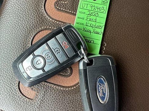 Used 2023 Ford Explorer King Ranch w/ Technology Package AWD/4WD image 46