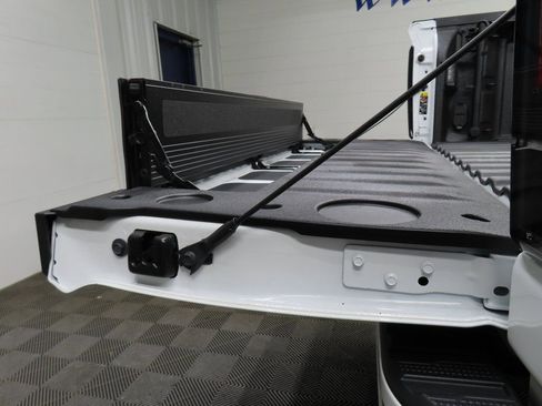 Used 2025 GMC Sierra 2500 AT4 w/ AT4 Premium Plus Package image 44