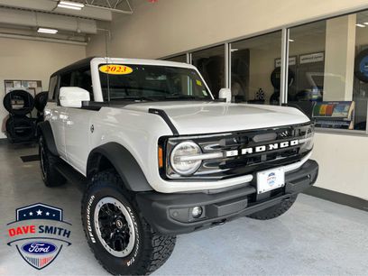 Certified 2023 Ford Bronco Outer Banks w/ Sasquatch Package