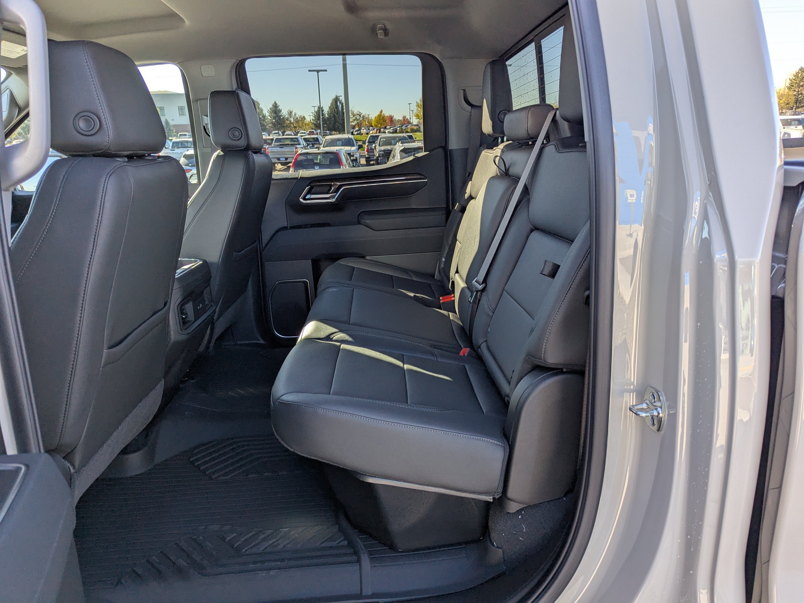 New 2026 Chevrolet Silverado 1500 RST w/ Safety Package AWD/4WD image 31