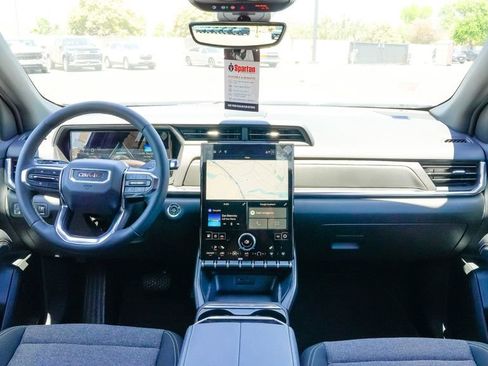 Used 2026 GMC Terrain Elevation w/ Technology Package II image 18