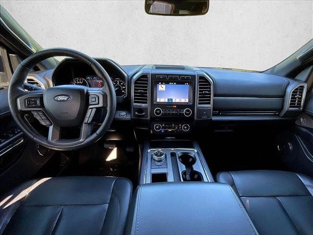 Used 2018 Ford Expedition XLT w/ Equipment Group 202A RWD image 12