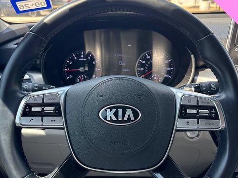 Used 2020 Kia Telluride S FWD image 8