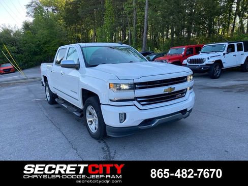 Used 2017 Chevrolet Silverado 1500 LTZ Z71 w/ LTZ Plus Package AWD/4WD image 3