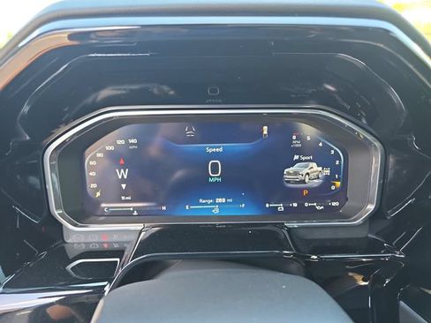 New 2026 Chevrolet Silverado 1500 High Country AWD/4WD image 19