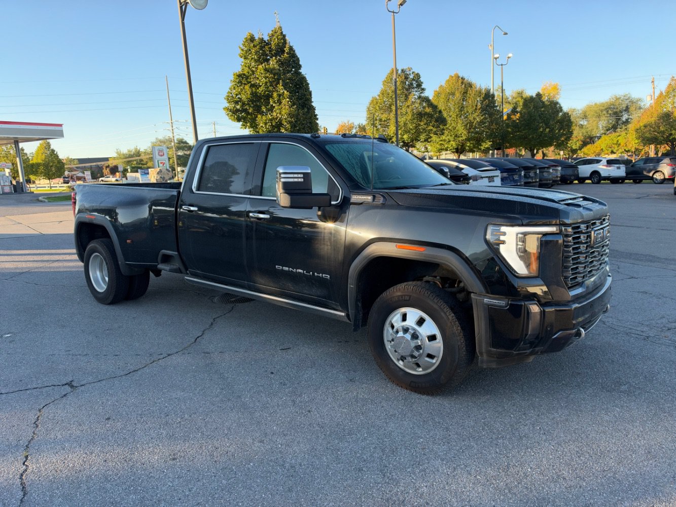 Used 2024 GMC Sierra 3500 Denali Ultimate AWD/4WD image 7