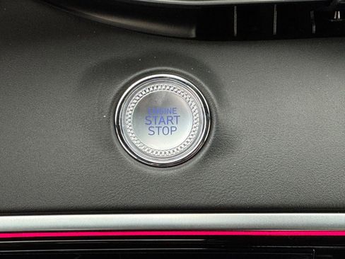 Used 2025 Genesis GV70 3.5T Sport w/ Sport Advanced Package image 25