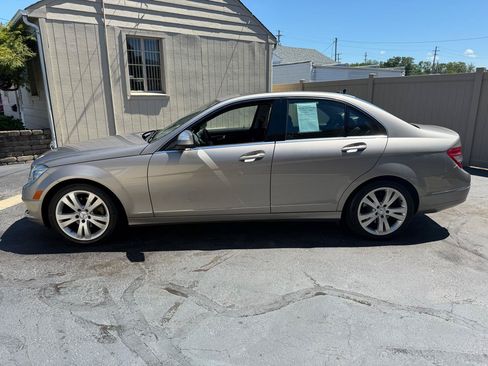 Used 2008 Mercedes-Benz C 300 Sedan image 10