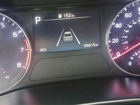 Certified 2024 Kia Forte LXS w/ LXS Technology Package image 15