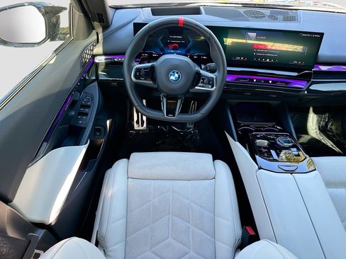 Used 2024 BMW i5 M60 w/ Premium Package image 23