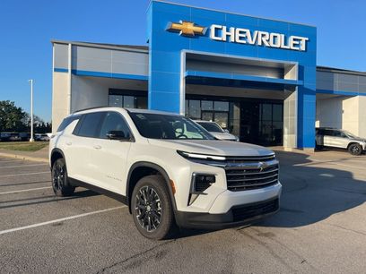 New 2026 Chevrolet Traverse LT w/ Sun and Wheel Package