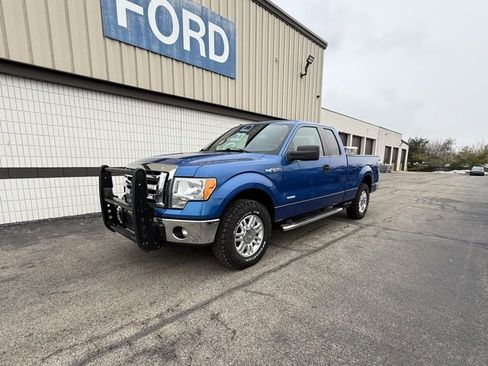 Used 2011 Ford F150 XLT w/ Trailer Tow Pkg image 3
