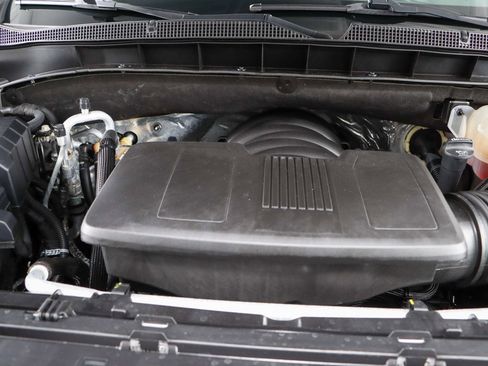 Used 2023 Chevrolet Suburban High Country image 37