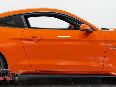 Used 2016 Ford Mustang GT Premium w/ Equipment Group 401A RWD image 40
