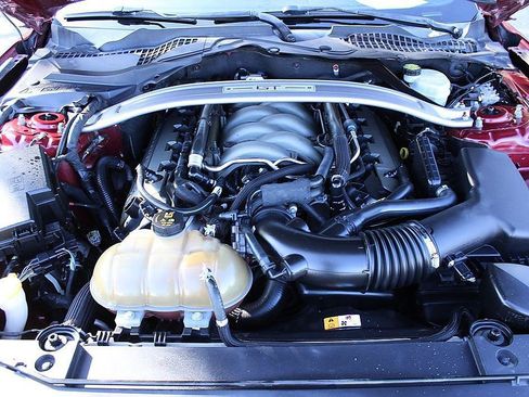 Used 2017 Ford Mustang GT Premium w/ GT Performance Package RWD image 19