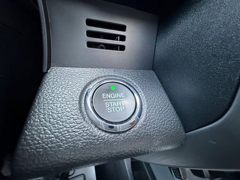 Used 2020 Ford F150 Platinum w/ Equipment Group 701A Luxury image 30